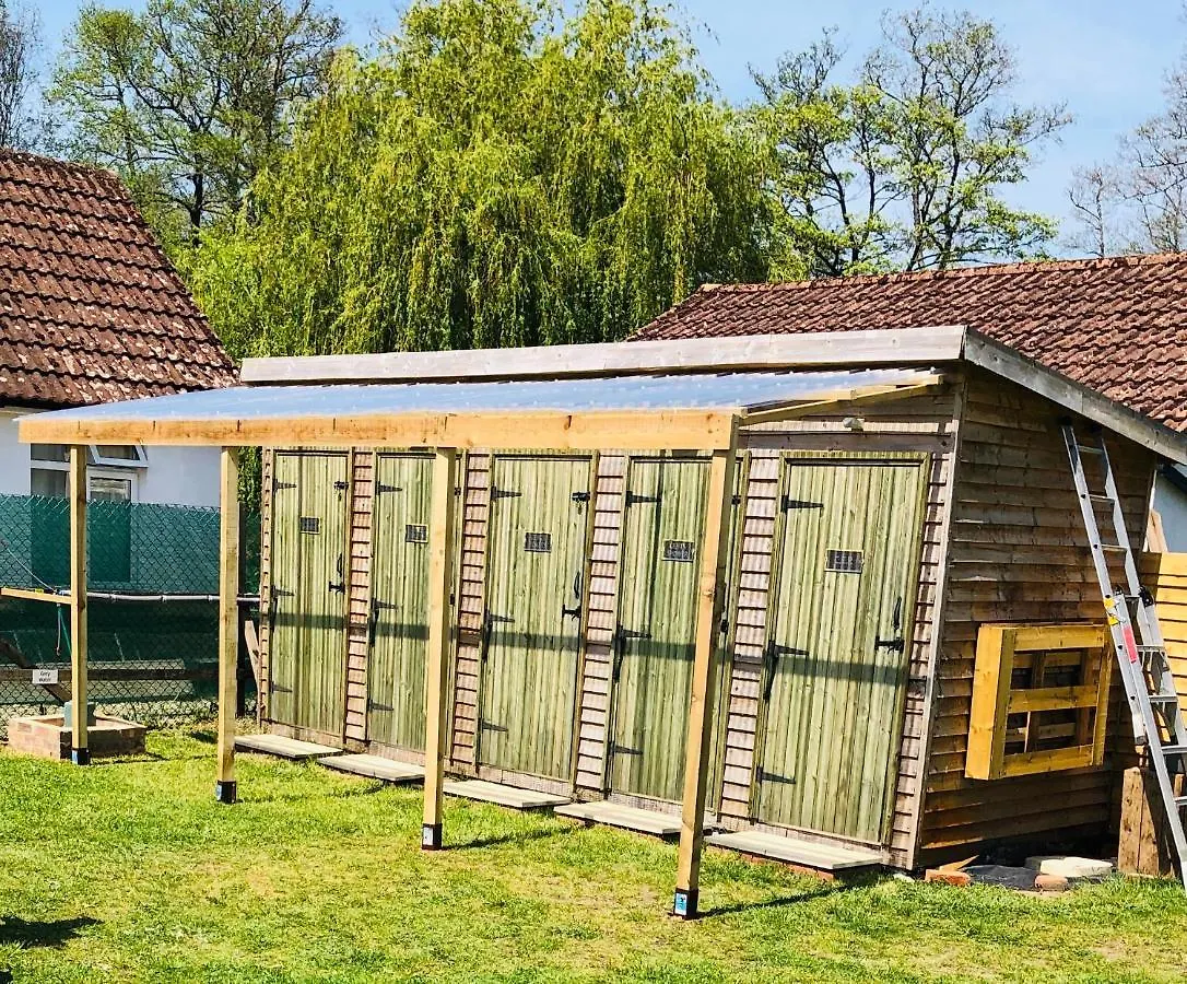 Omaha Meadows Glamping Hotel Wimborne Minster