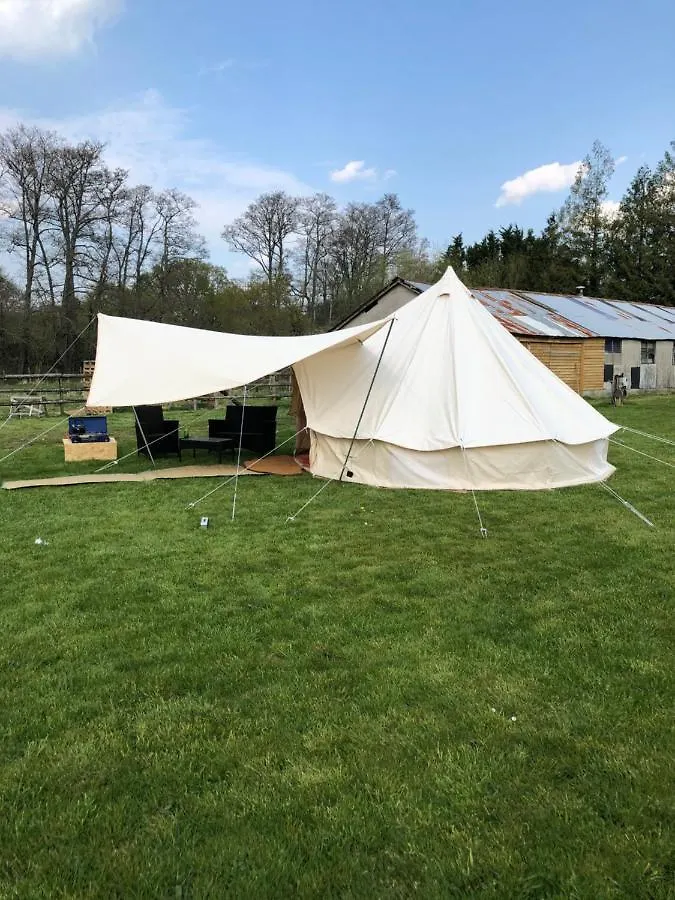Luxury tent Omaha Meadows Glamping Hotel Wimborne Minster