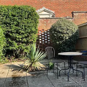  Apartment Kings Field Maisonette